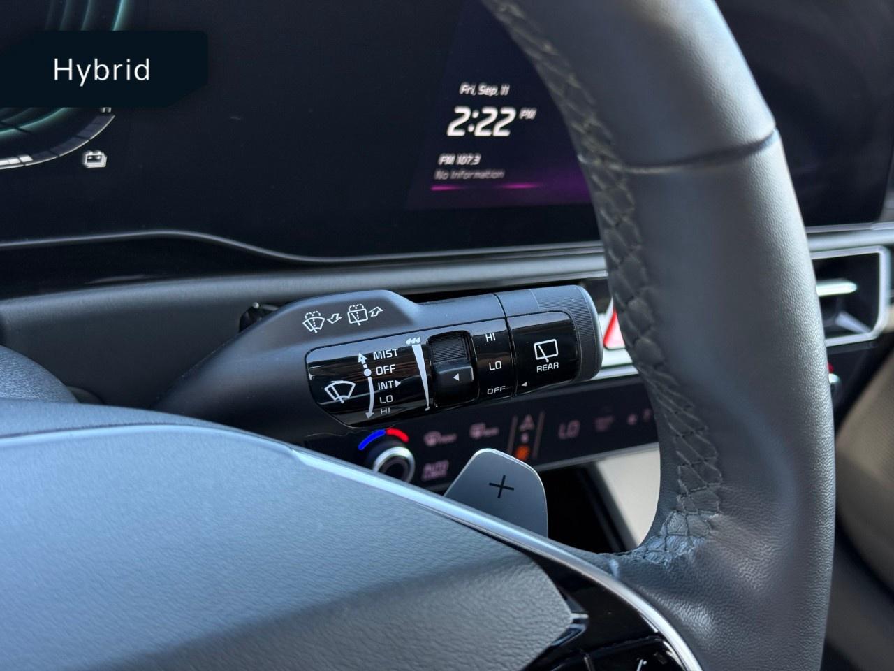 2023 Kia NIRO EX FWD Photo