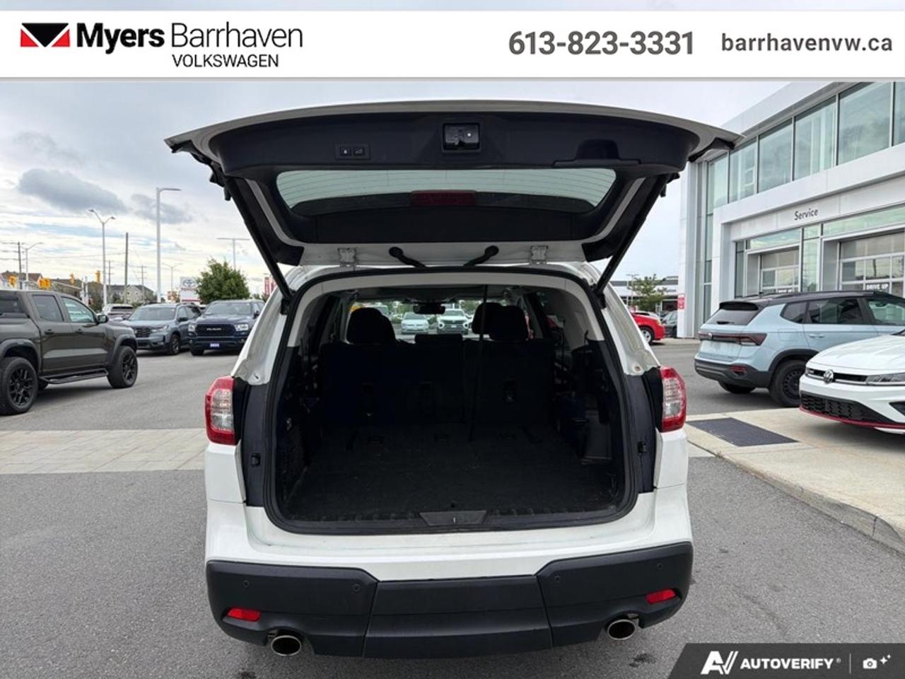 2024 Subaru ASCENT Touring 8-pass  - Sunroof -  Power Liftgate Photo