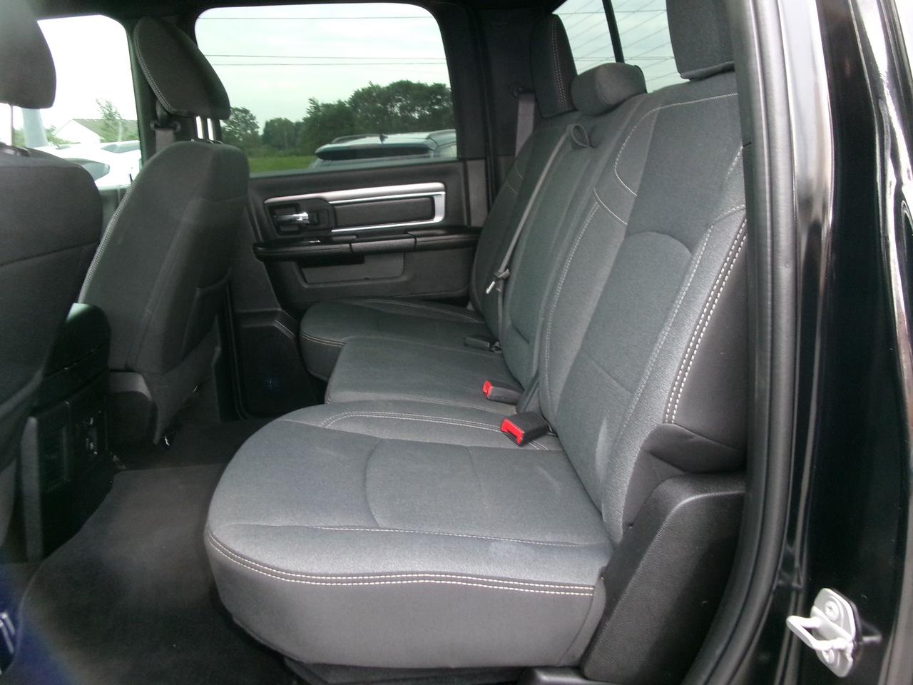 2021 RAM 1500 Classic WARLOCK Photo