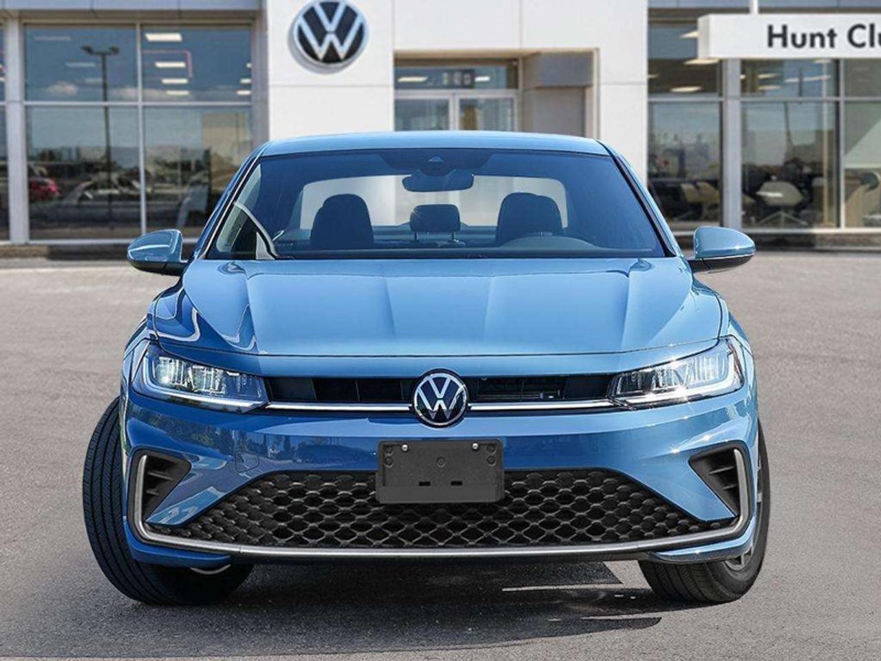 2027 Volkswagen Jetta Comfortline  - Sport Package Photo5