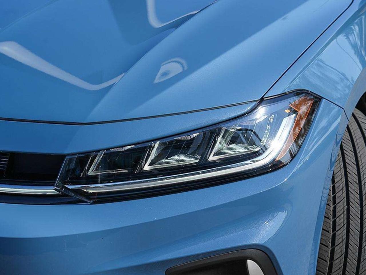 2027 Volkswagen Jetta Comfortline  - Sport Package Photo