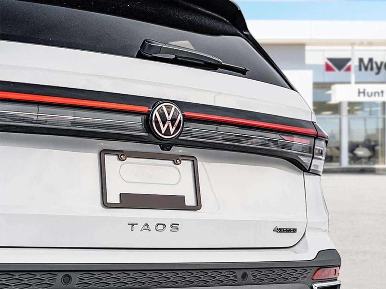 2027 Volkswagen Taos Comfortline 4Motion Photo