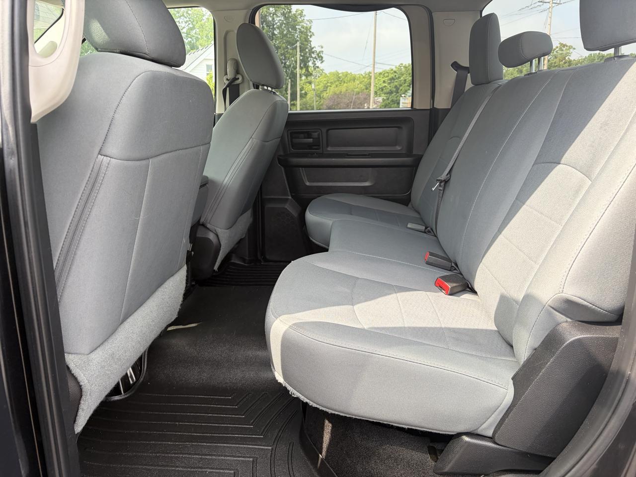 2015 RAM 1500 ST Photo
