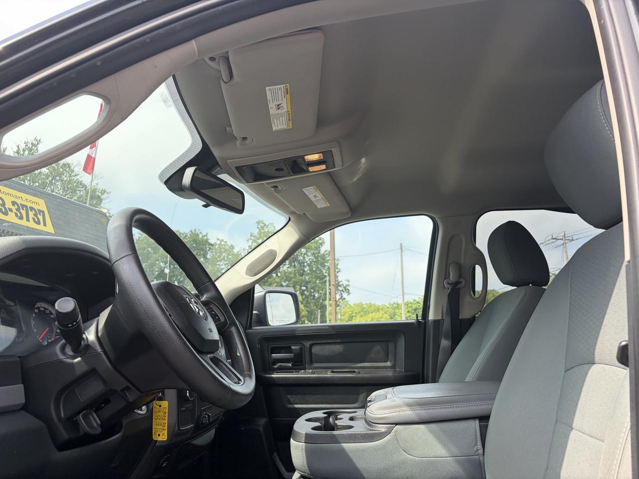 2015 RAM 1500 ST Photo