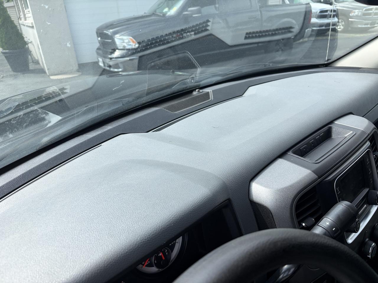 2015 RAM 1500 ST Photo