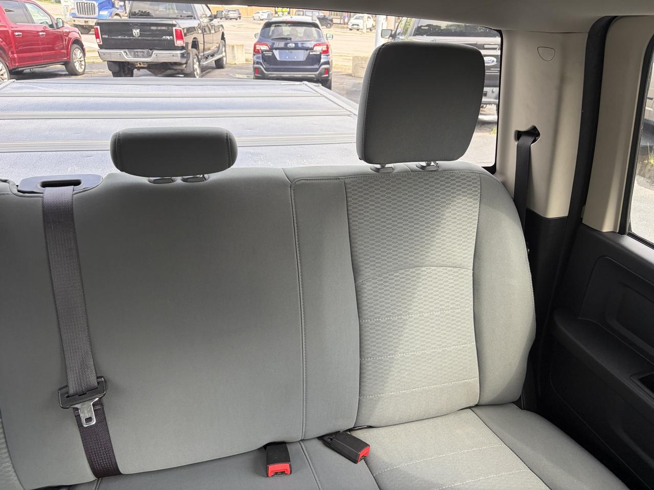 2015 RAM 1500 ST Photo
