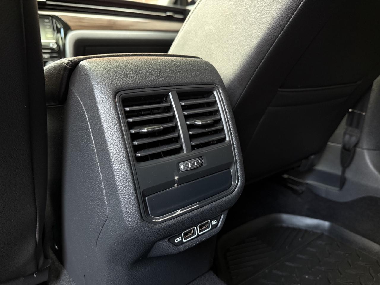 2022 Volkswagen Passat 2.0T Limited Edition| Leather| Moonroof Photo