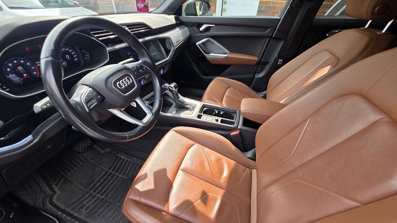 2020 Audi Q3 Komfort Photo