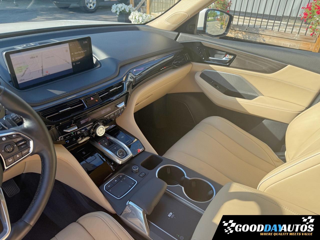 2023 Acura MDX PLATINUM ELITE 1 OWNER ACURA WARRANTY CLEAN CARFAX Photo