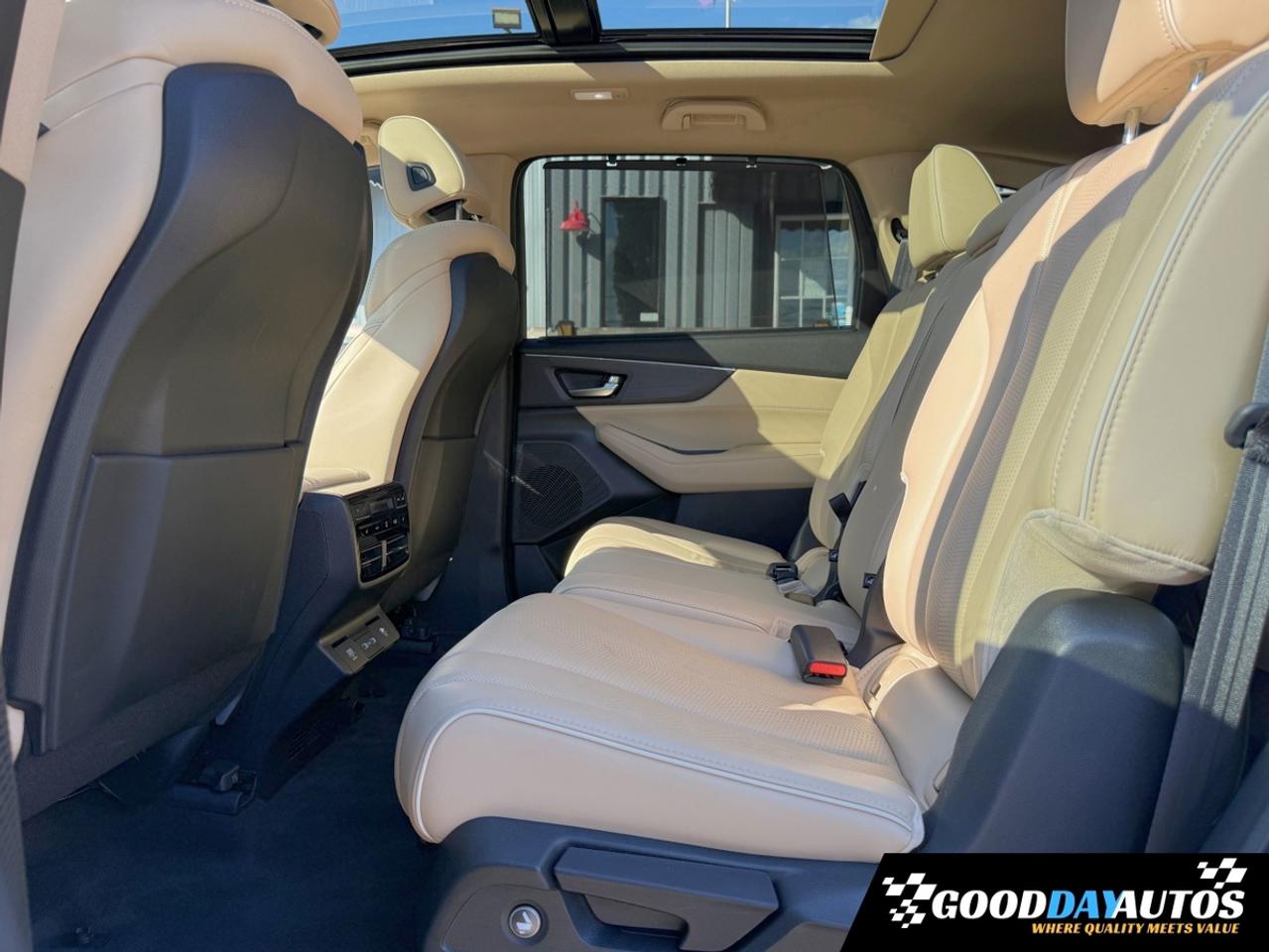 2023 Acura MDX PLATINUM ELITE 1 OWNER ACURA WARRANTY CLEAN CARFAX Photo