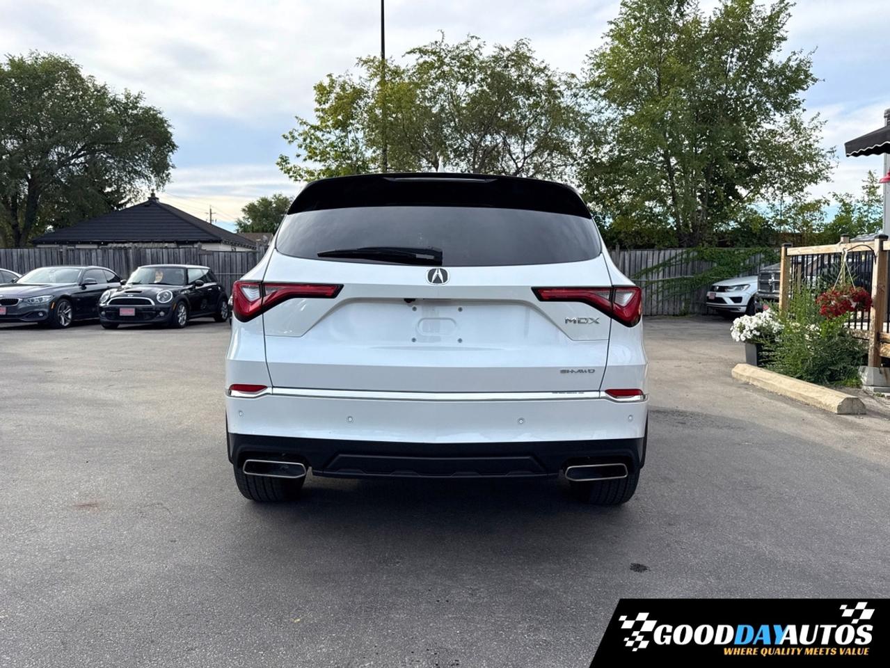 2023 Acura MDX PLATINUM ELITE 1 OWNER ACURA WARRANTY CLEAN CARFAX Photo