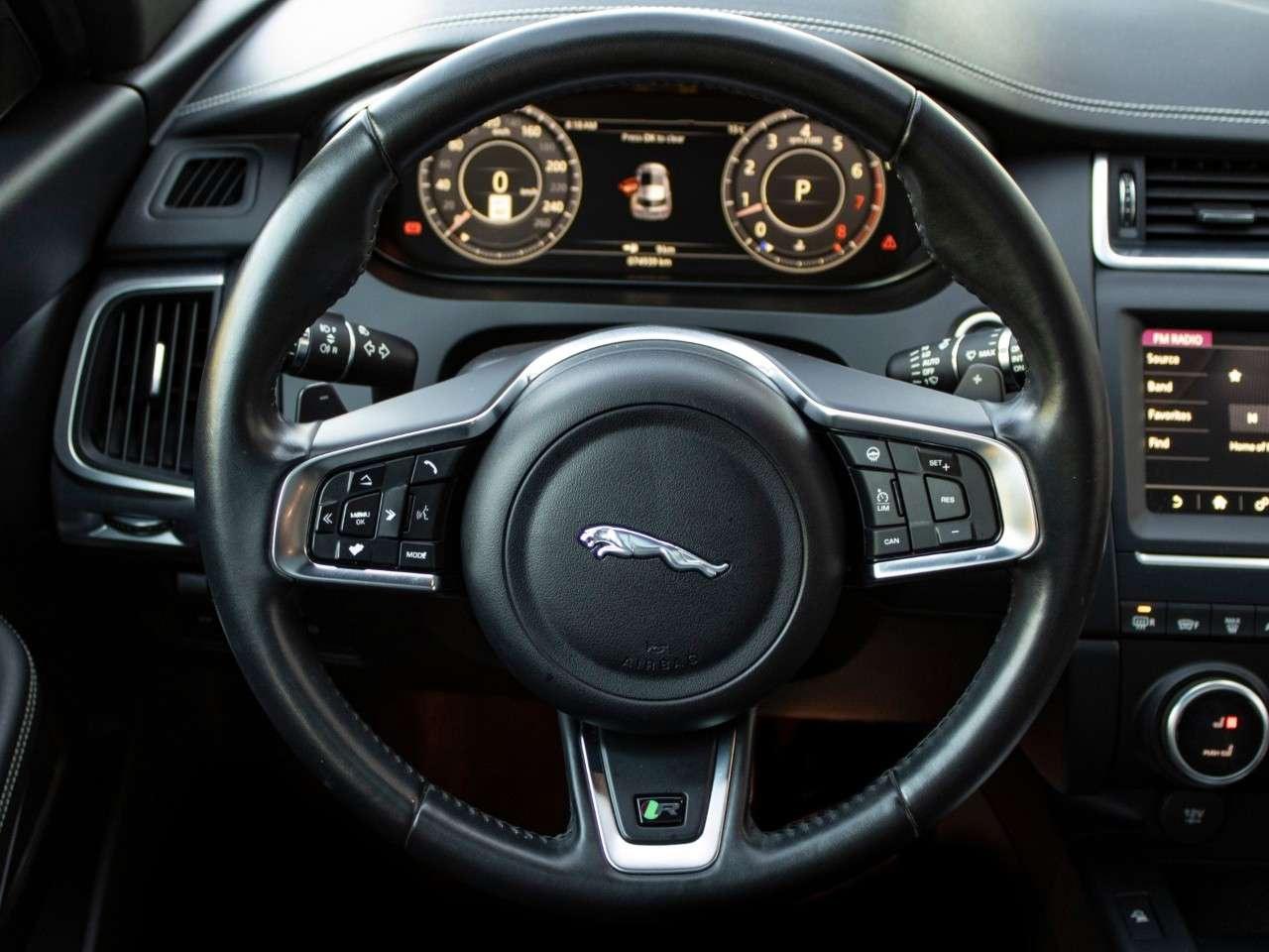 2020 Jaguar E-Pace P300 AWD R-Dynamic SE Photo