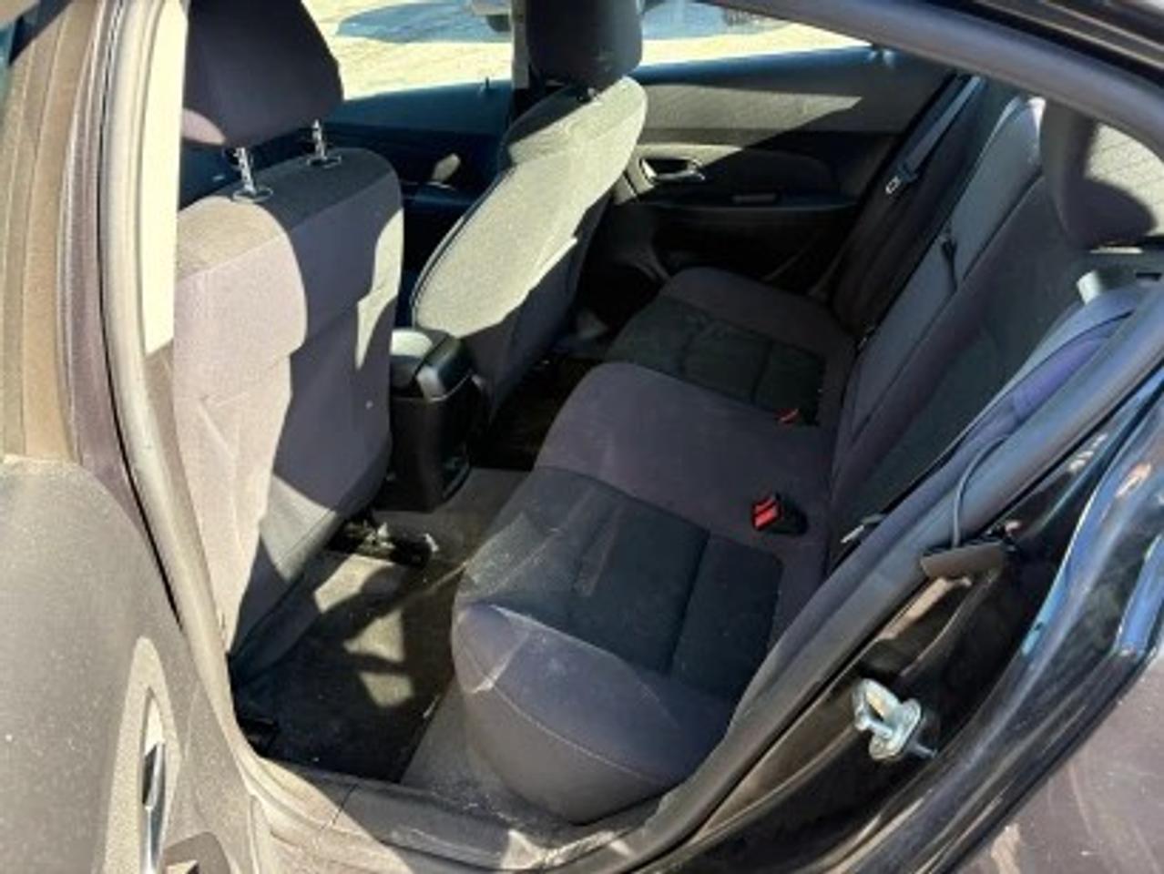 2014 Chevrolet Cruze 4dr Sdn 1LT Photo