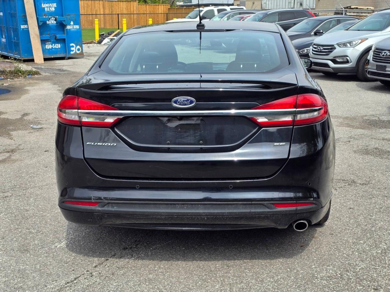 2017 Ford Fusion 4dr Sdn SE FWD Photo