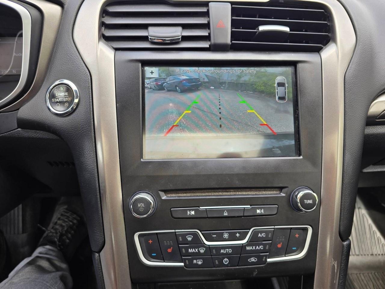 2017 Ford Fusion 4dr Sdn SE FWD Photo