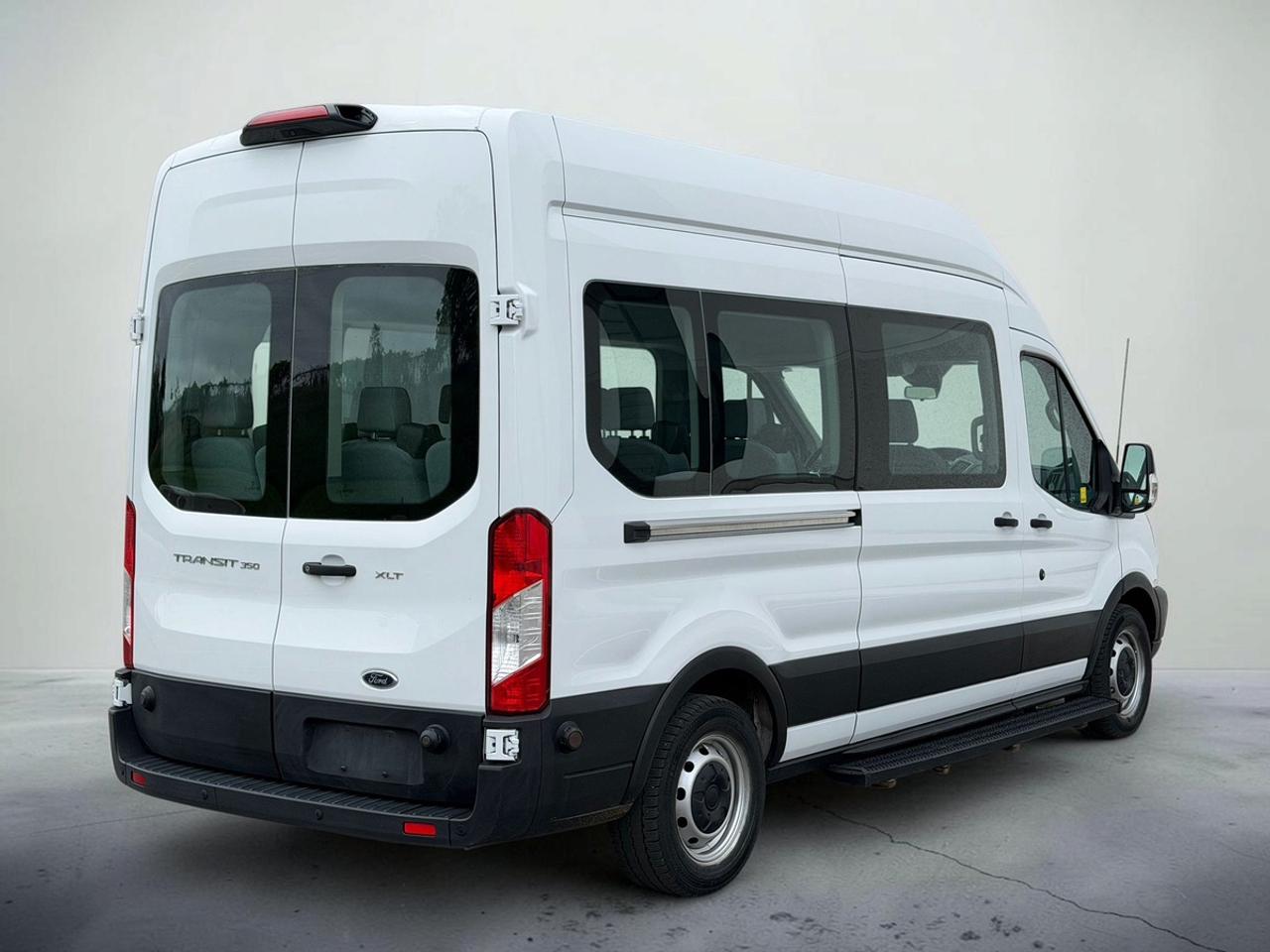 2019 Ford Transit XLT/T350/14 Passenger! Photo