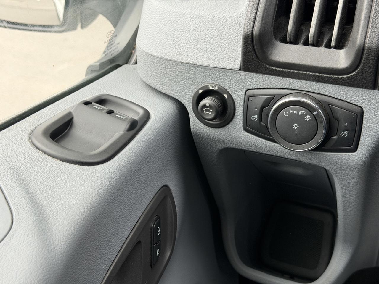 2019 Ford Transit XLT/T350/14 Passenger! Photo