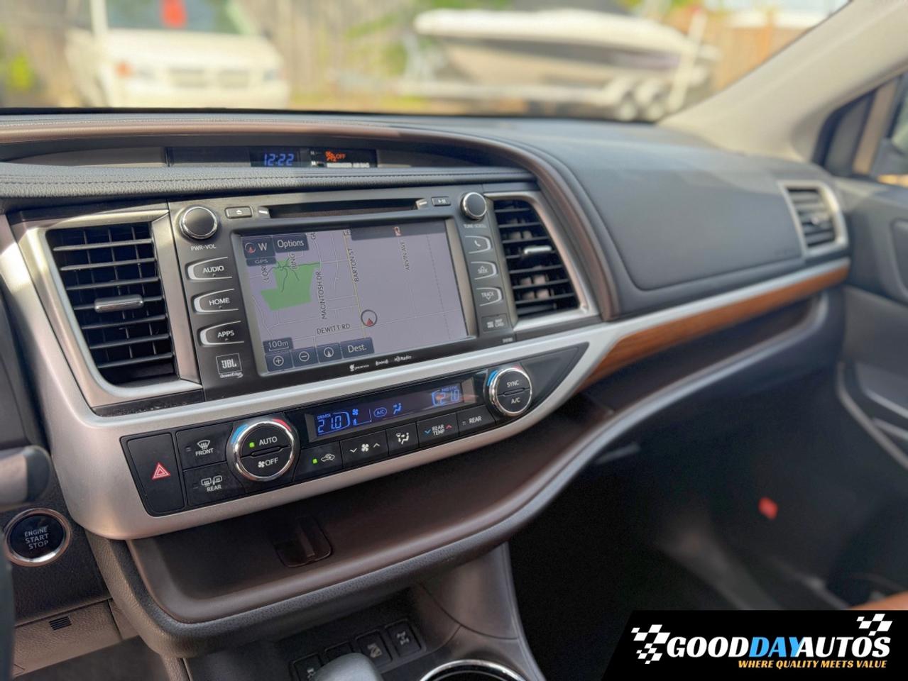 2018 Toyota Highlander Limited ONE OWNER FULLY LOADED CLEAN CARFAX MINT Photo