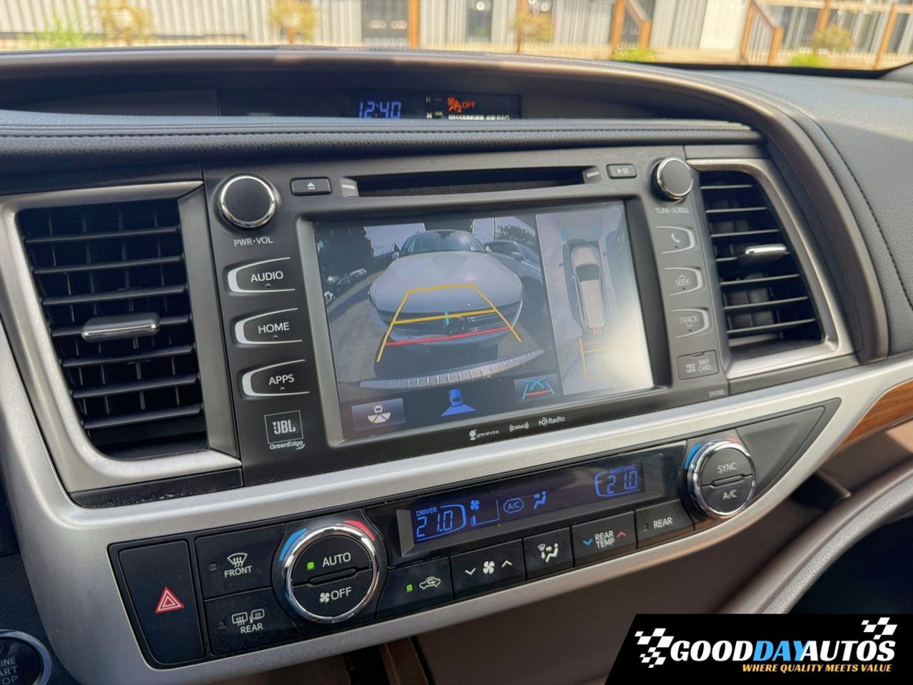 2018 Toyota Highlander Limited ONE OWNER FULLY LOADED CLEAN CARFAX MINT Photo