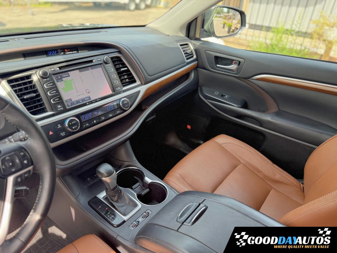 2018 Toyota Highlander Limited ONE OWNER FULLY LOADED CLEAN CARFAX MINT Photo
