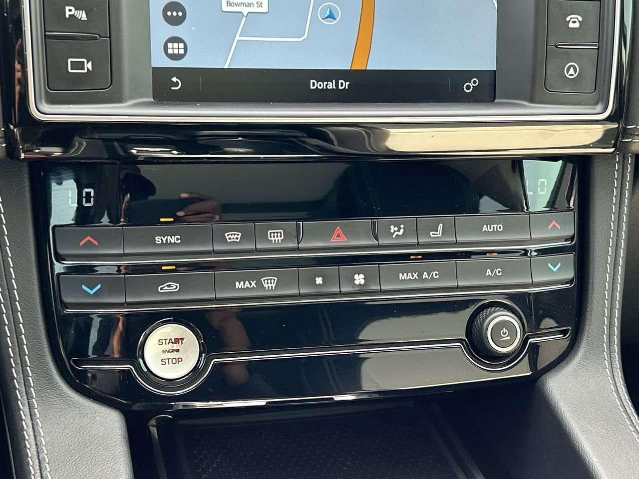 2017 Jaguar F-PACE 35t AWD R-Sport   Sunroof Photo