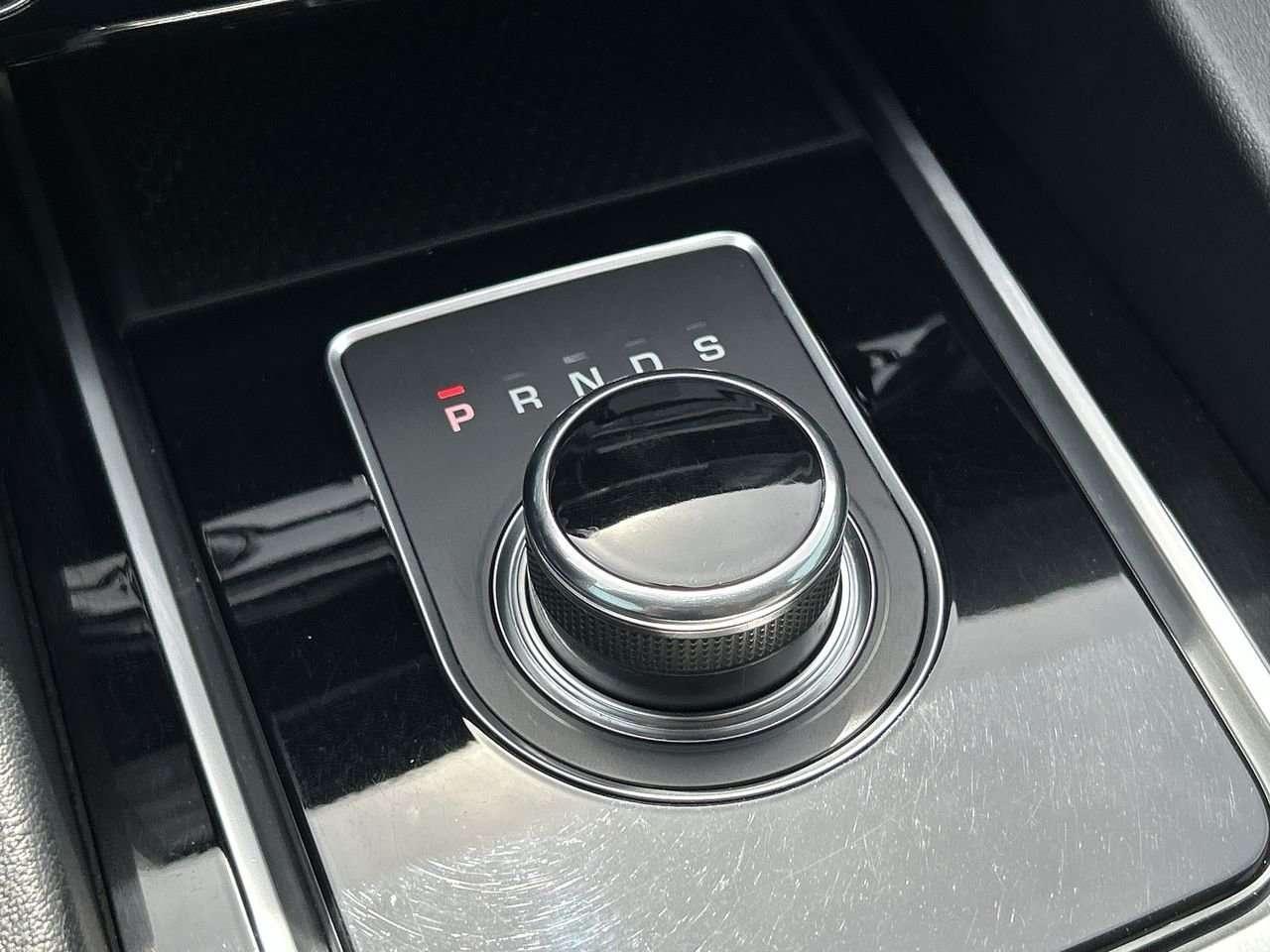 2017 Jaguar F-PACE 35t AWD R-Sport   Sunroof Photo