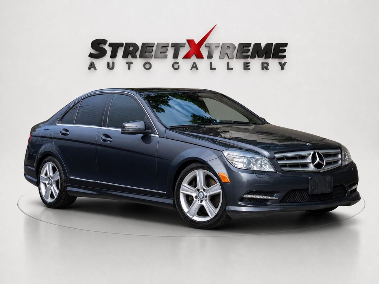 2011 Mercedes-Benz C-Class C300 4 MATIC - NO ACCIDENTS Photo0