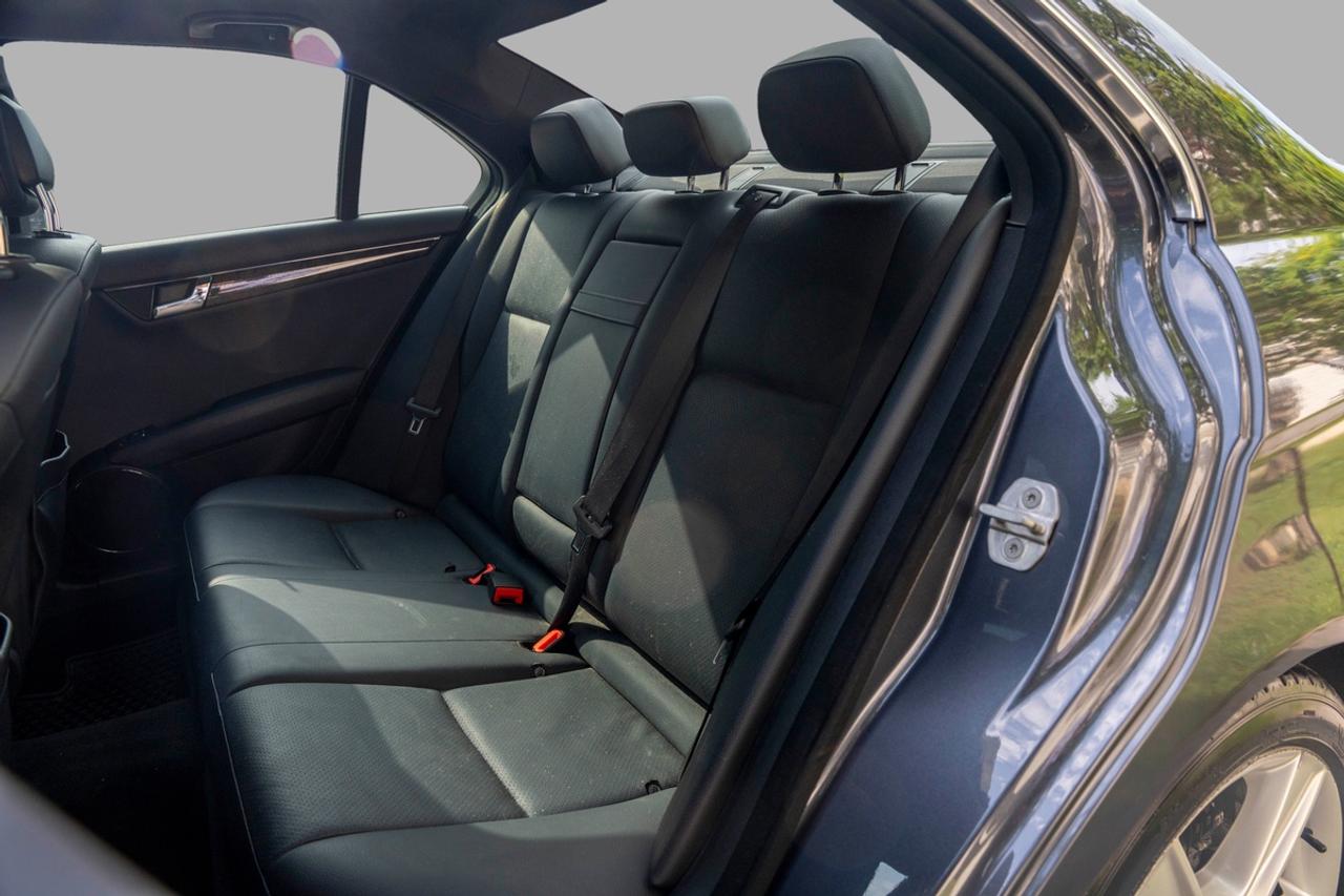 2011 Mercedes-Benz C-Class C300 4 MATIC - NO ACCIDENTS Photo