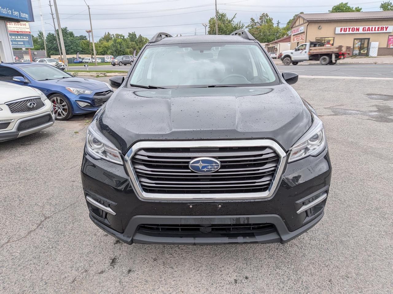 2022 Subaru ASCENT 8-passenger Convenience Photo1