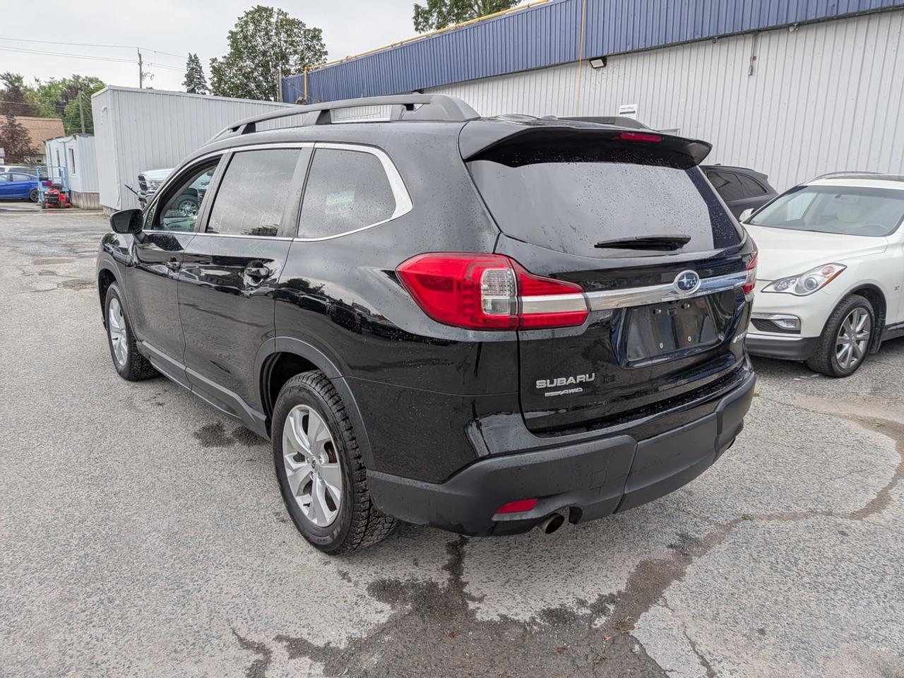 2022 Subaru ASCENT 8-passenger Convenience Photo4