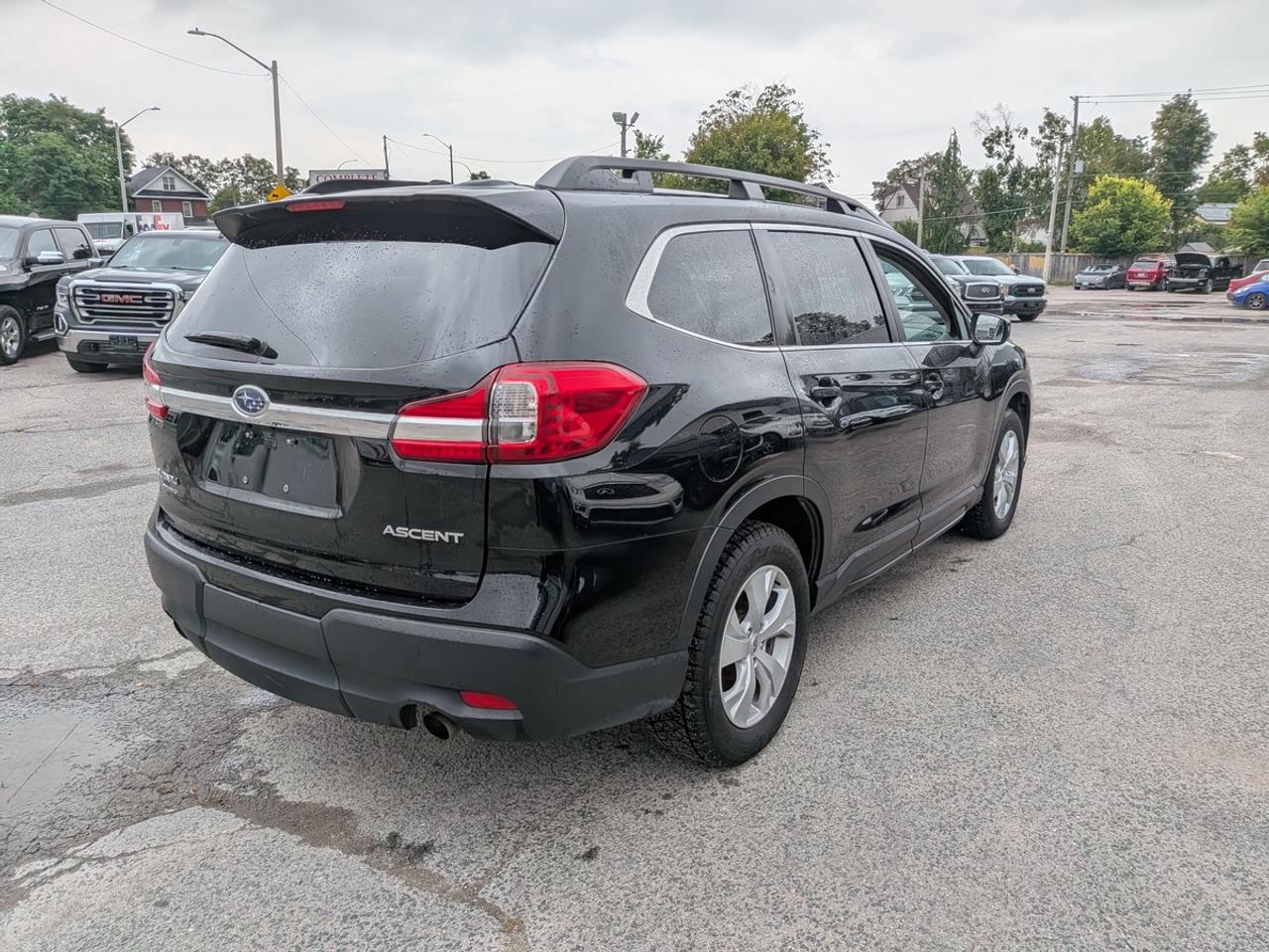 2022 Subaru ASCENT 8-passenger Convenience Photo