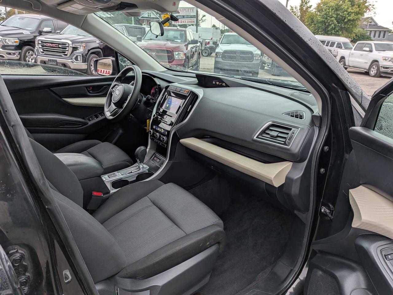 2022 Subaru ASCENT 8-passenger Convenience Photo