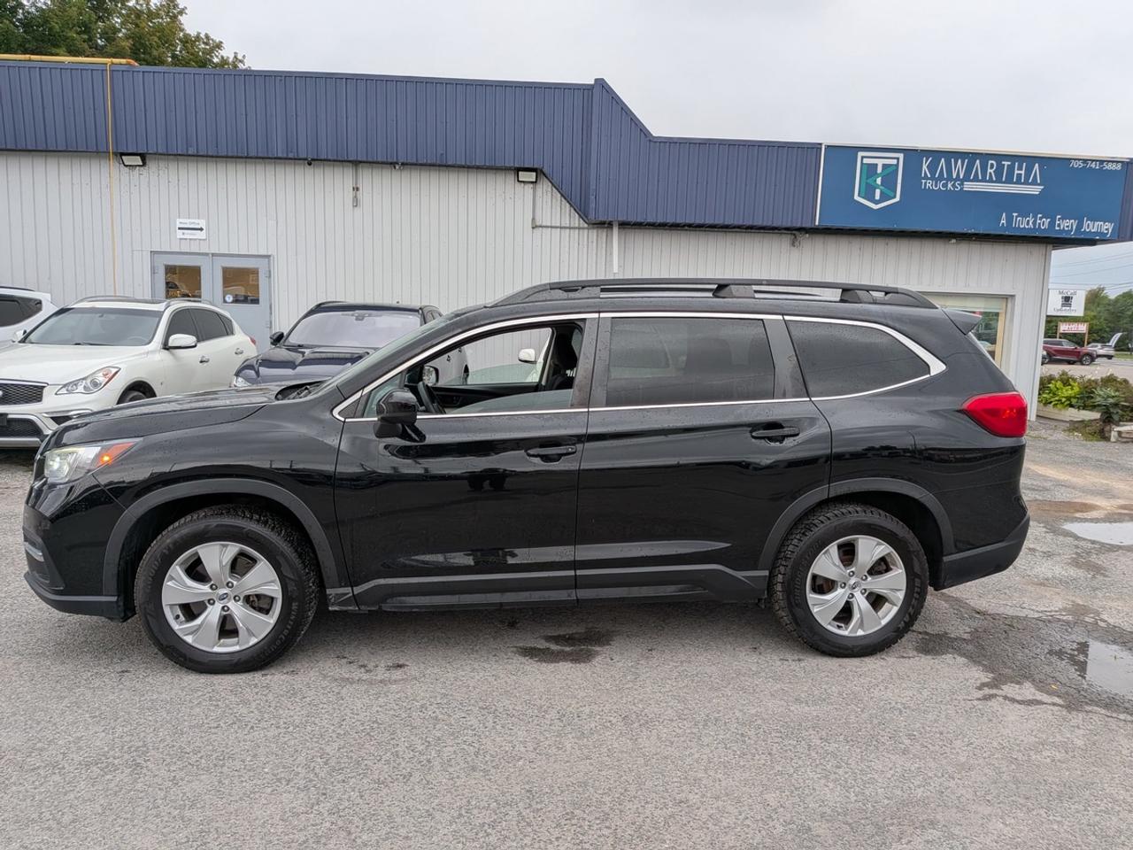 2022 Subaru ASCENT 8-passenger Convenience Photo