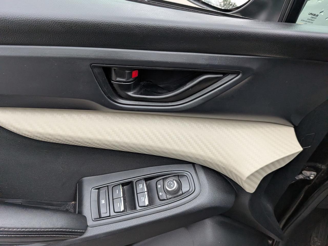 2022 Subaru ASCENT 8-passenger Convenience Photo