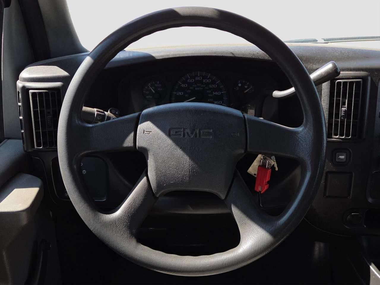 2005 GMC Savana BASE SOLD AS IS   NO INSPECTION   NO SAFETY Photo