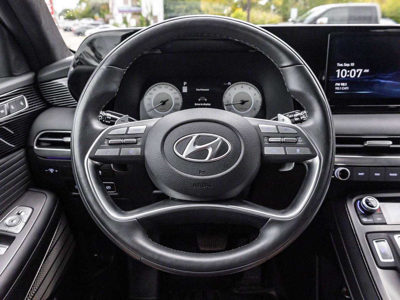 2025 Hyundai PALISADE Ultimate Calligraphy Night Photo