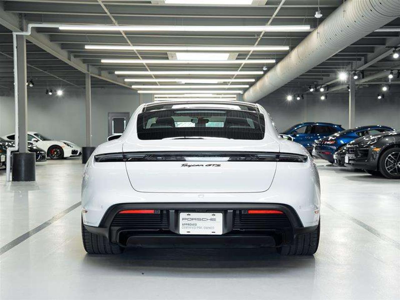 2024 Porsche Taycan GTS AWD Photo