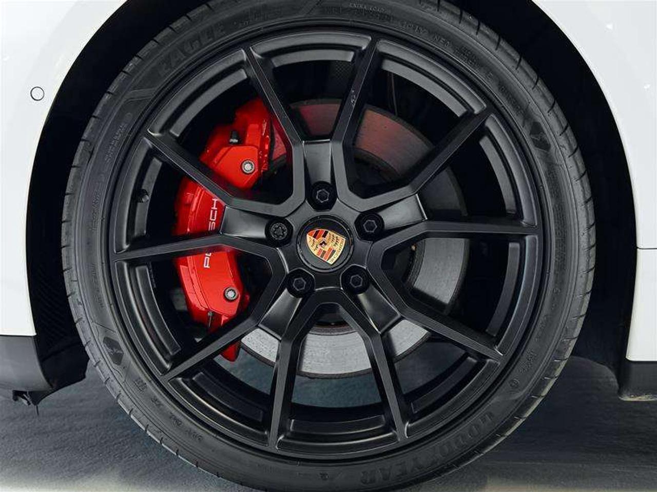 2024 Porsche Taycan GTS AWD Photo