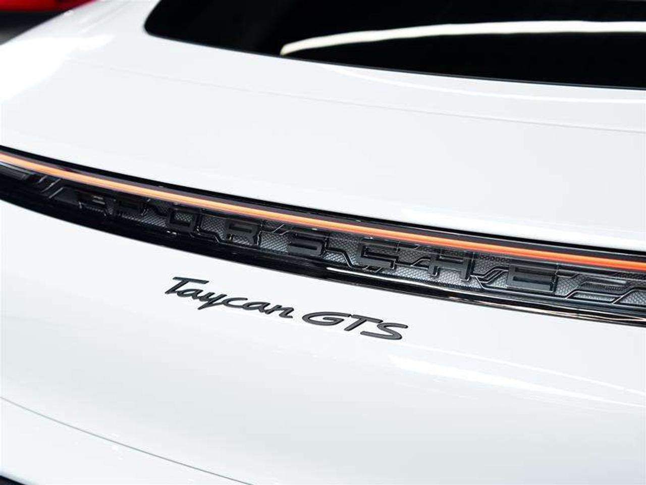 2024 Porsche Taycan GTS AWD Photo