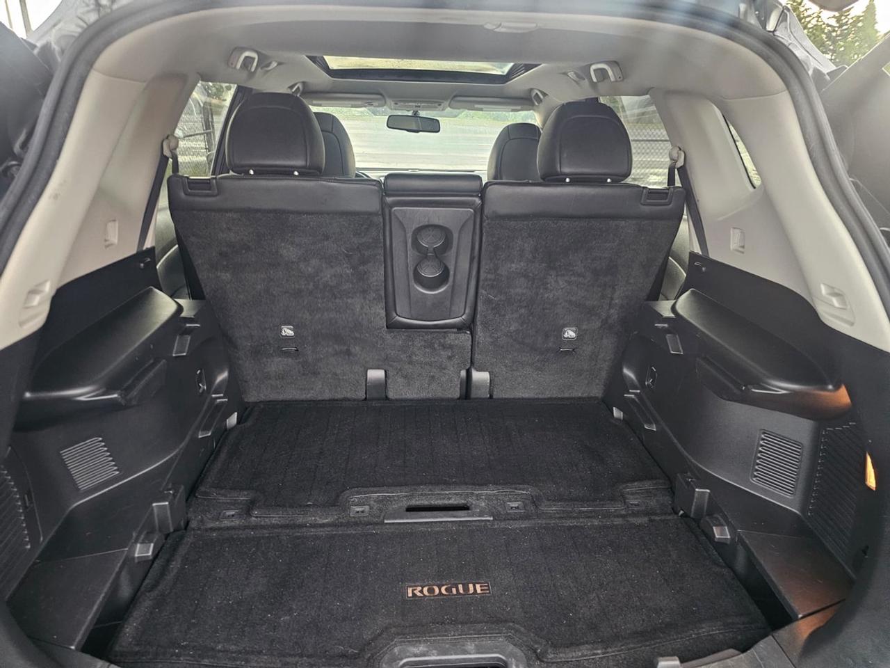 2015 Nissan Rogue SL Photo