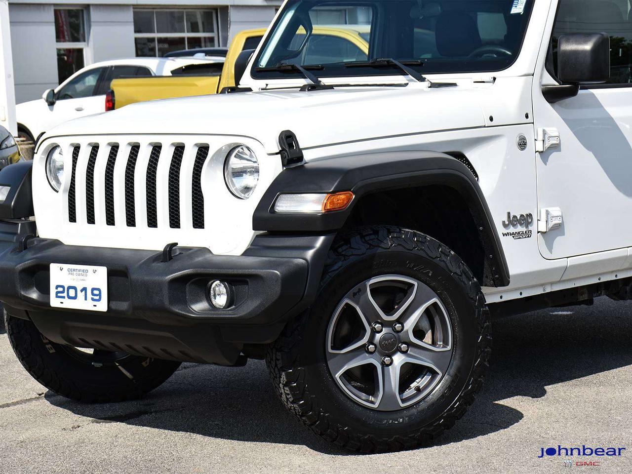 2019 Jeep Wrangler HARD TOP   6SPD MAN   HEATED SEATS & STEERING   TR Photo5