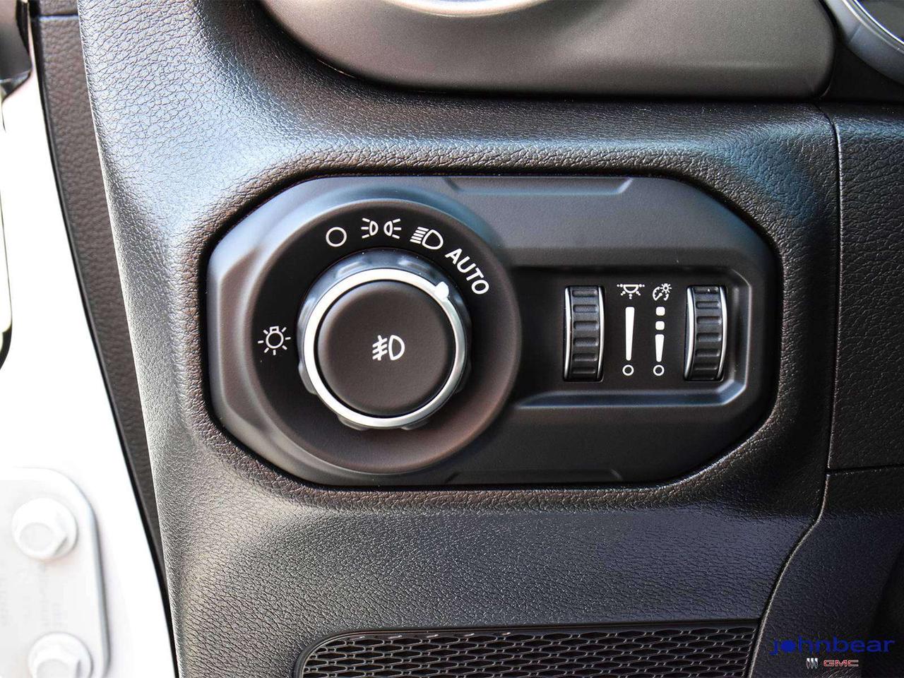 2019 Jeep Wrangler HARD TOP   6SPD MAN   HEATED SEATS & STEERING   TR Photo