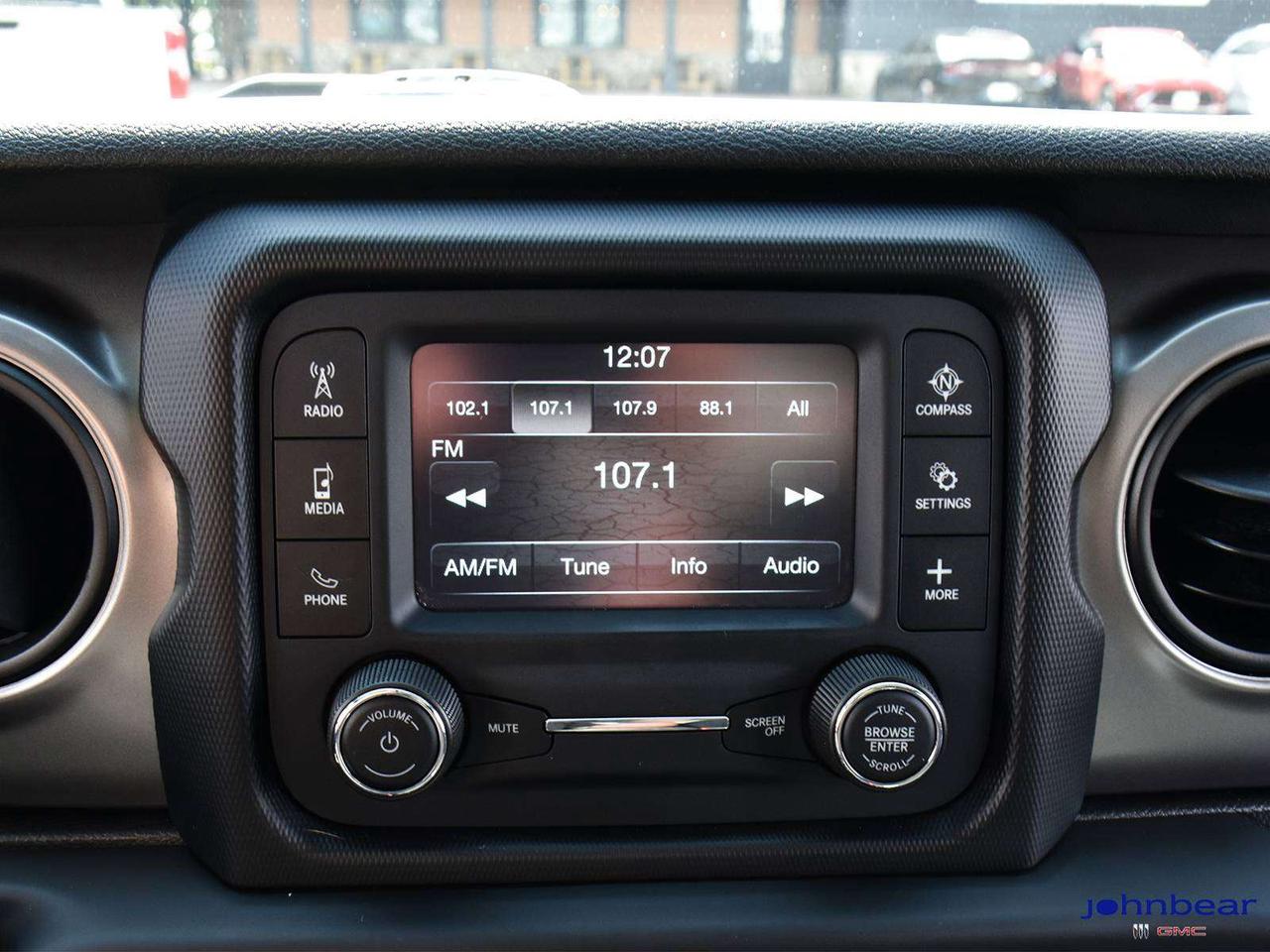 2019 Jeep Wrangler HARD TOP   6SPD MAN   HEATED SEATS & STEERING   TR Photo