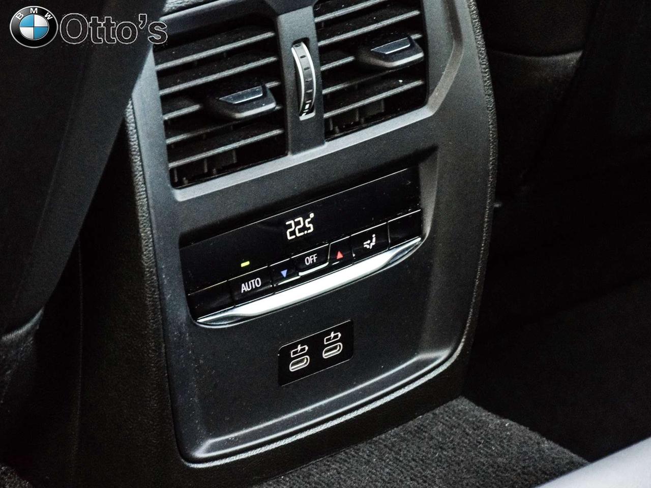 2026 BMW 3 Series xDrive Sedan Photo