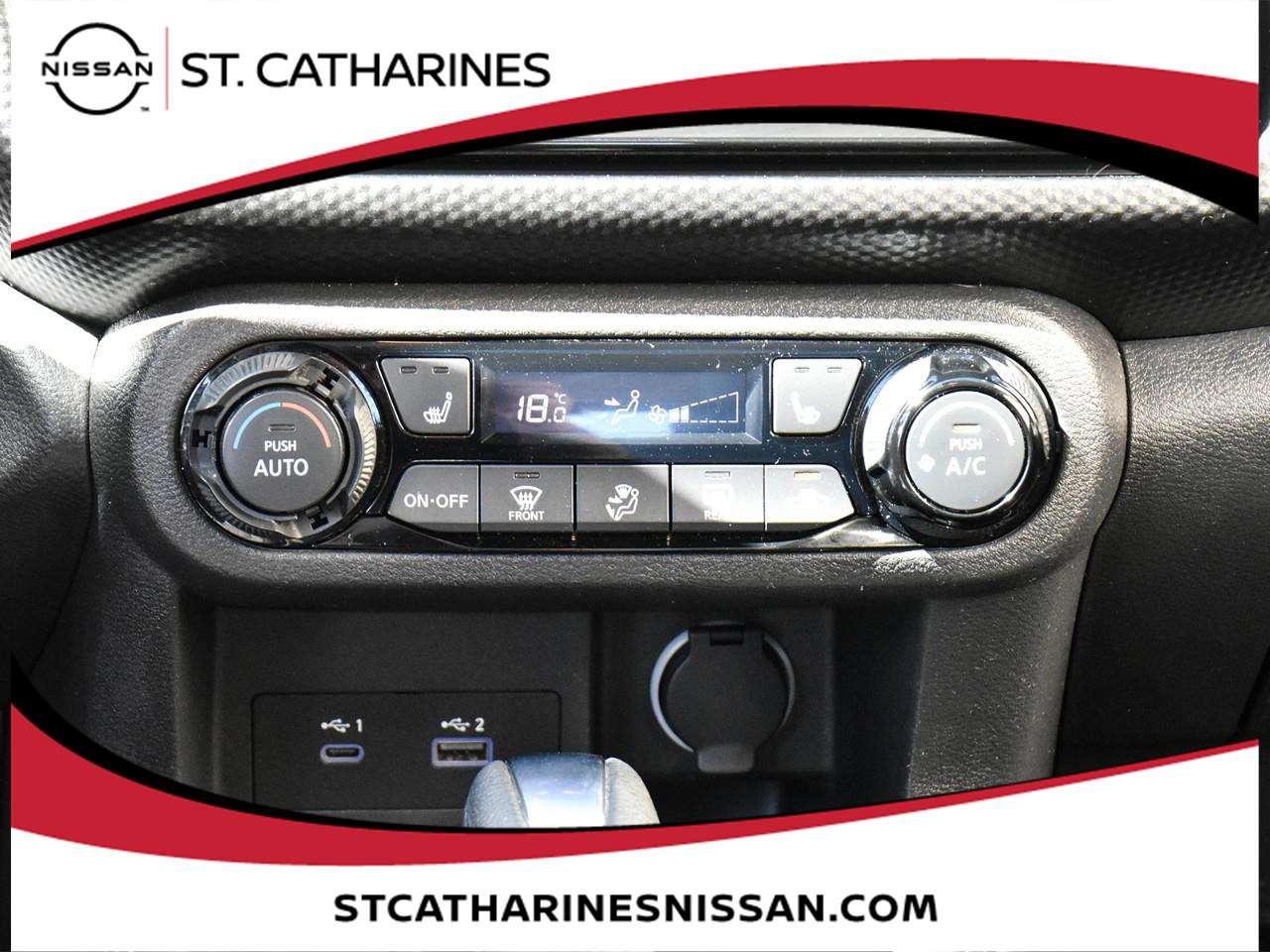 2024 Nissan Kicks SV Photo