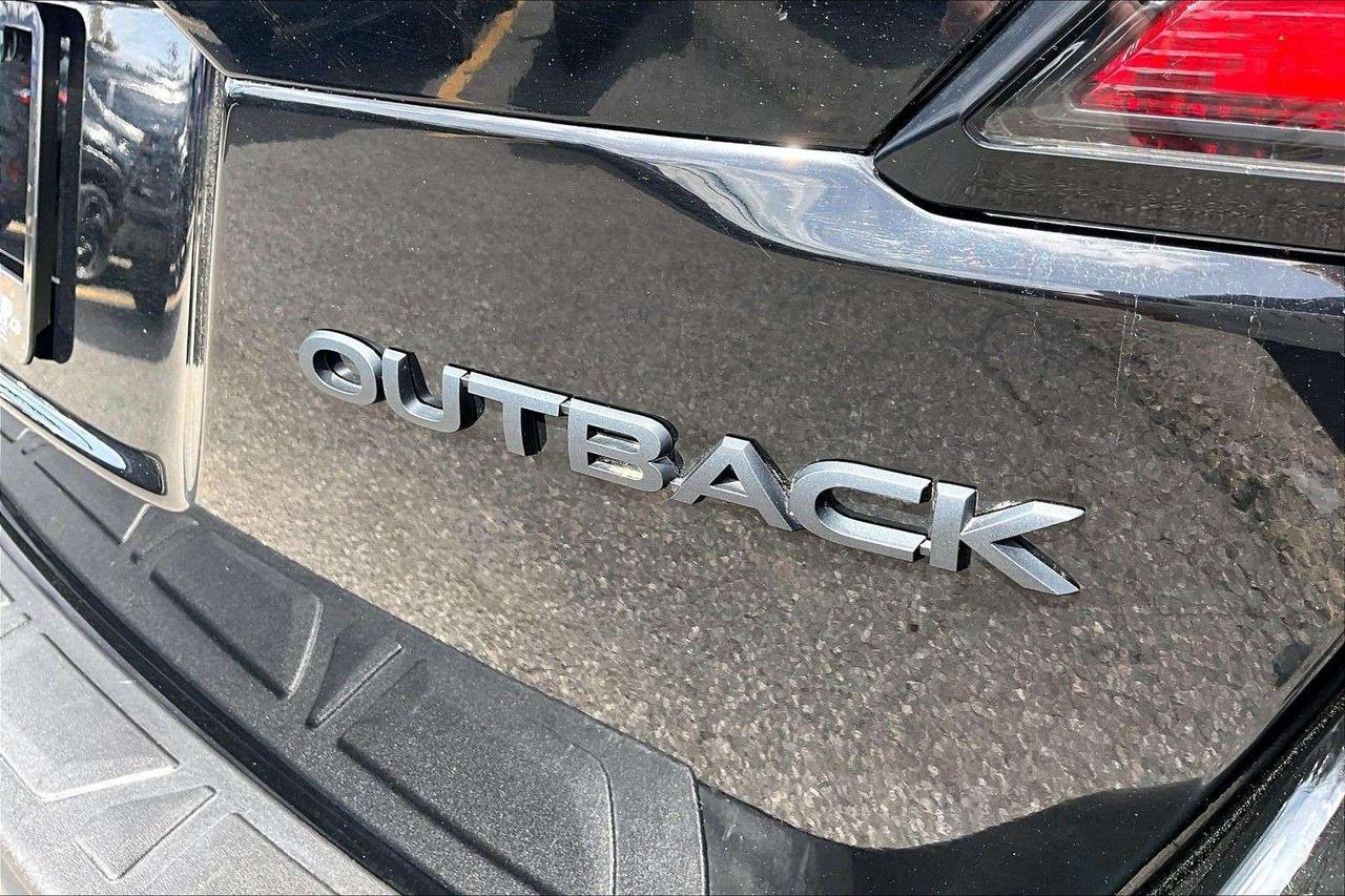 2024 Subaru Outback Onyx AWD   Sunroof   Heated Seats/Steer   CarPlay Photo