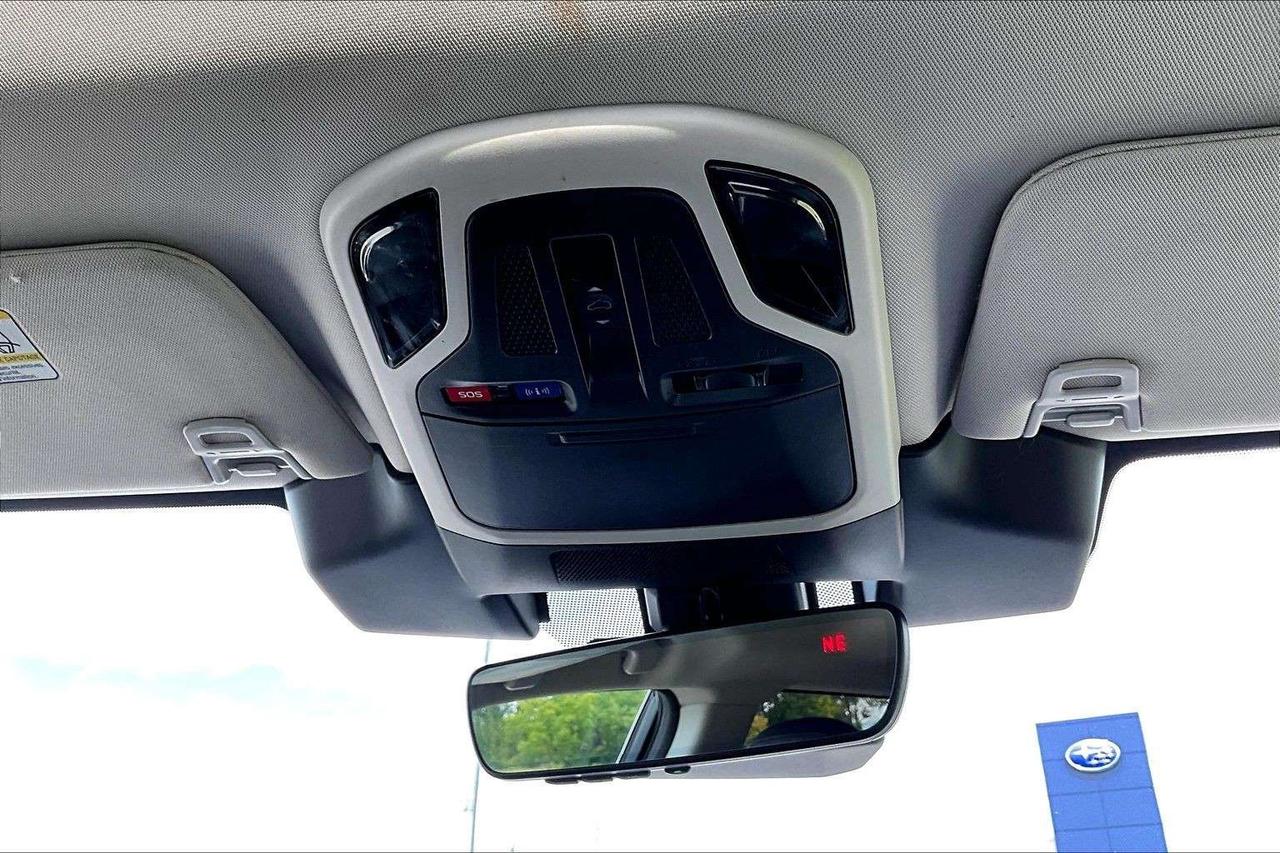 2024 Subaru Outback Onyx AWD   Sunroof   Heated Seats/Steer   CarPlay Photo