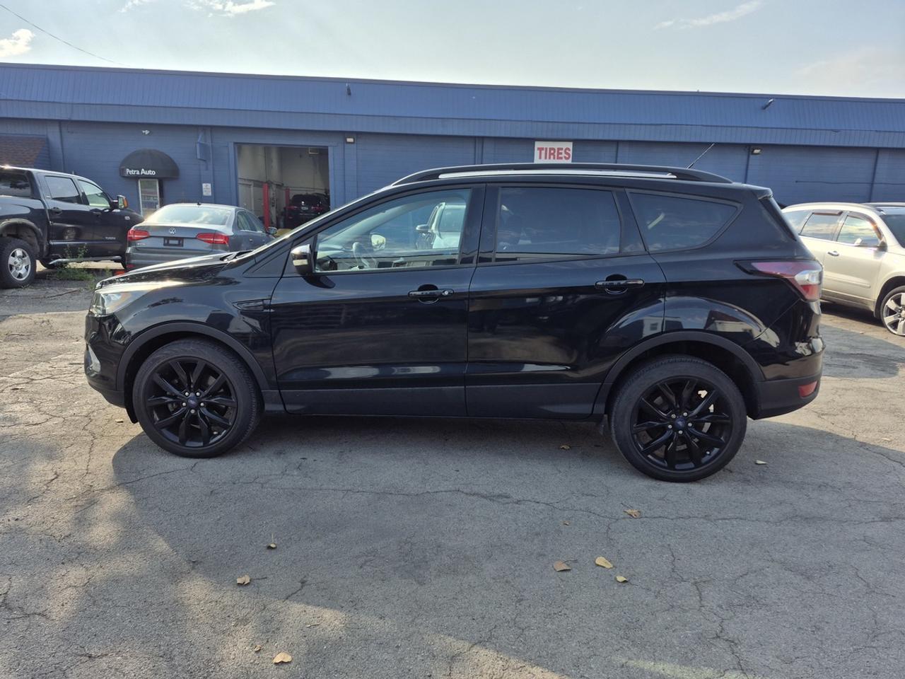 2017 Ford Escape Titanium Photo