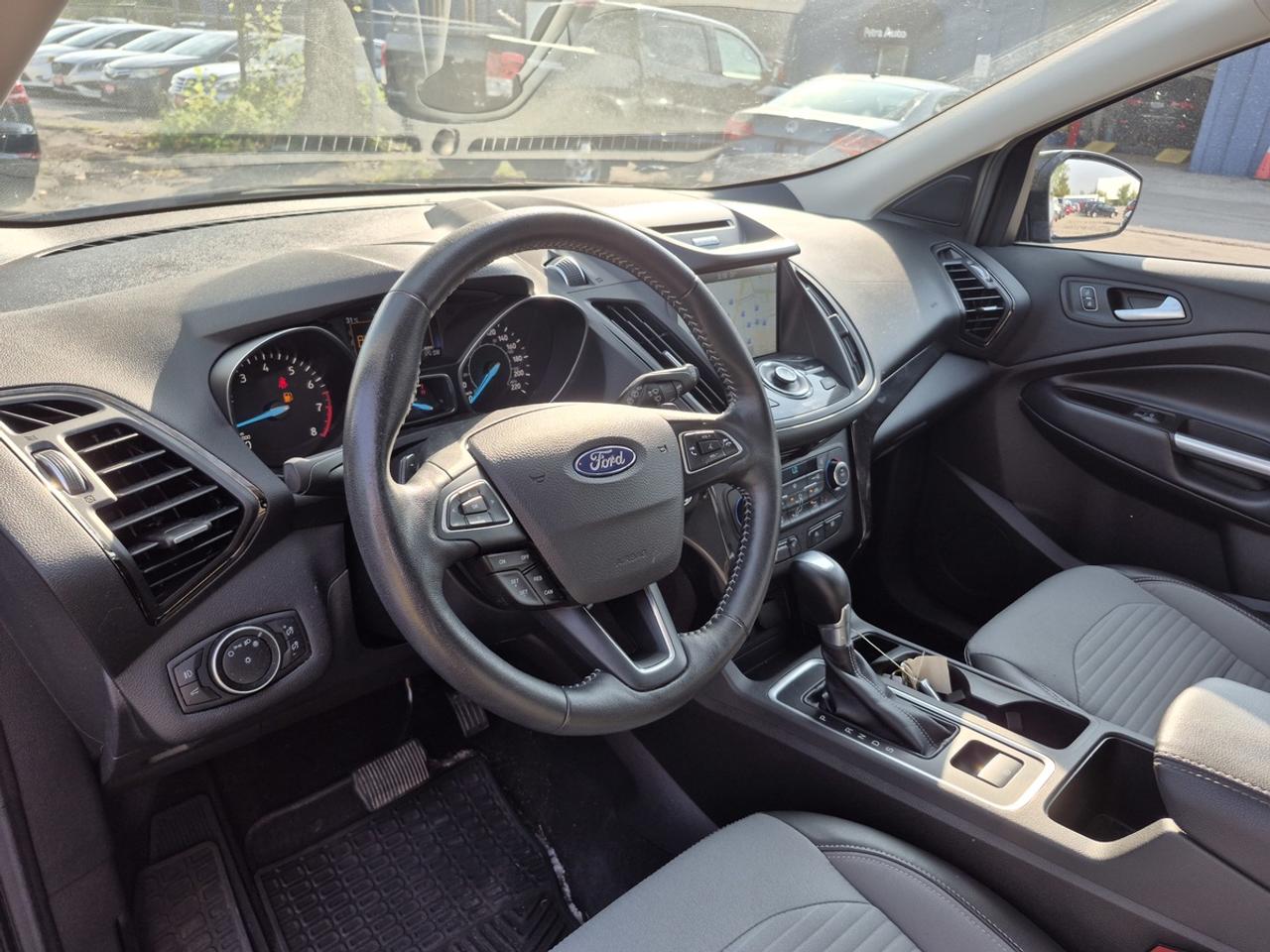 2017 Ford Escape Titanium Photo