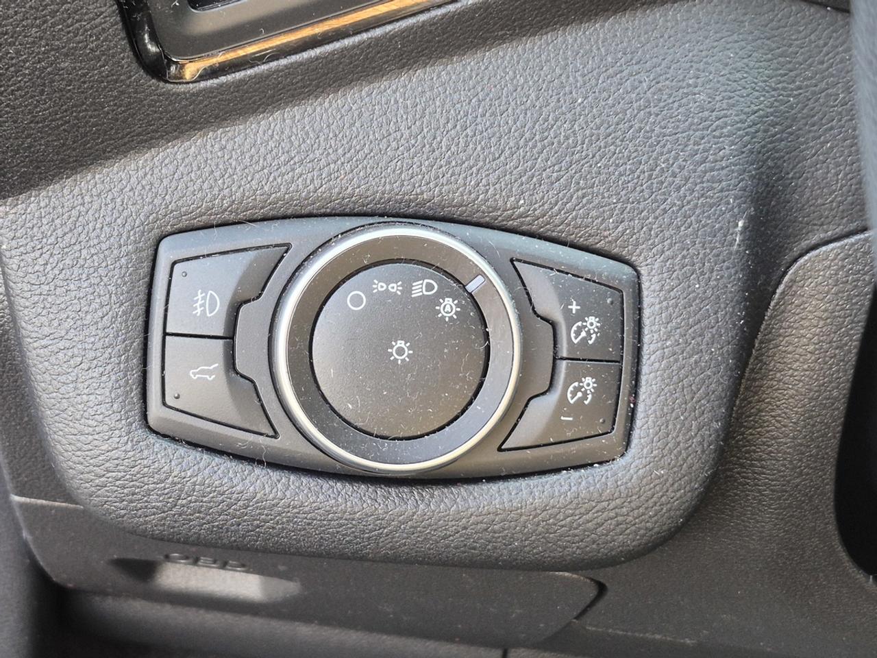 2017 Ford Escape Titanium Photo